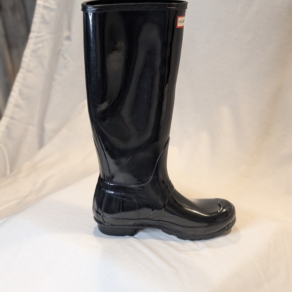 Hunter Black Tall Rain Boots - Picture 4 of 13